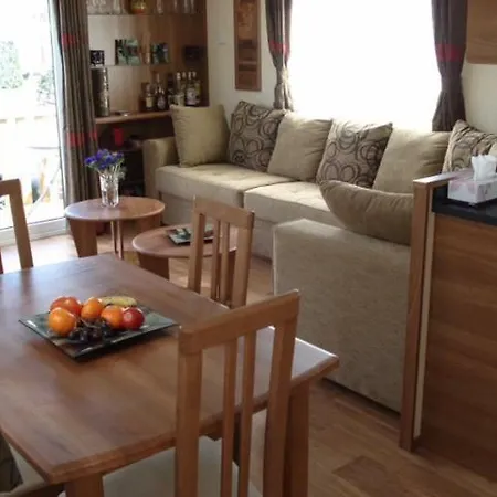 Les Charmettes База отдыха Ле-Мат